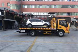 鄄城汽车紧急补胎换胎救援